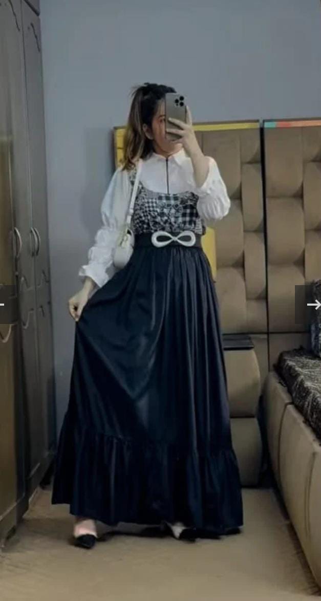 Stylish women's western outfit – 3-piece formal wear for events
